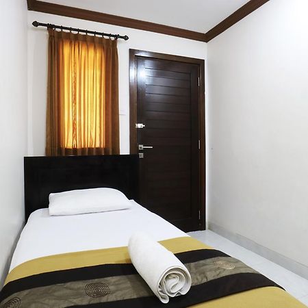 Pondok 3 Mertha Kuta Lombok Exteriör bild